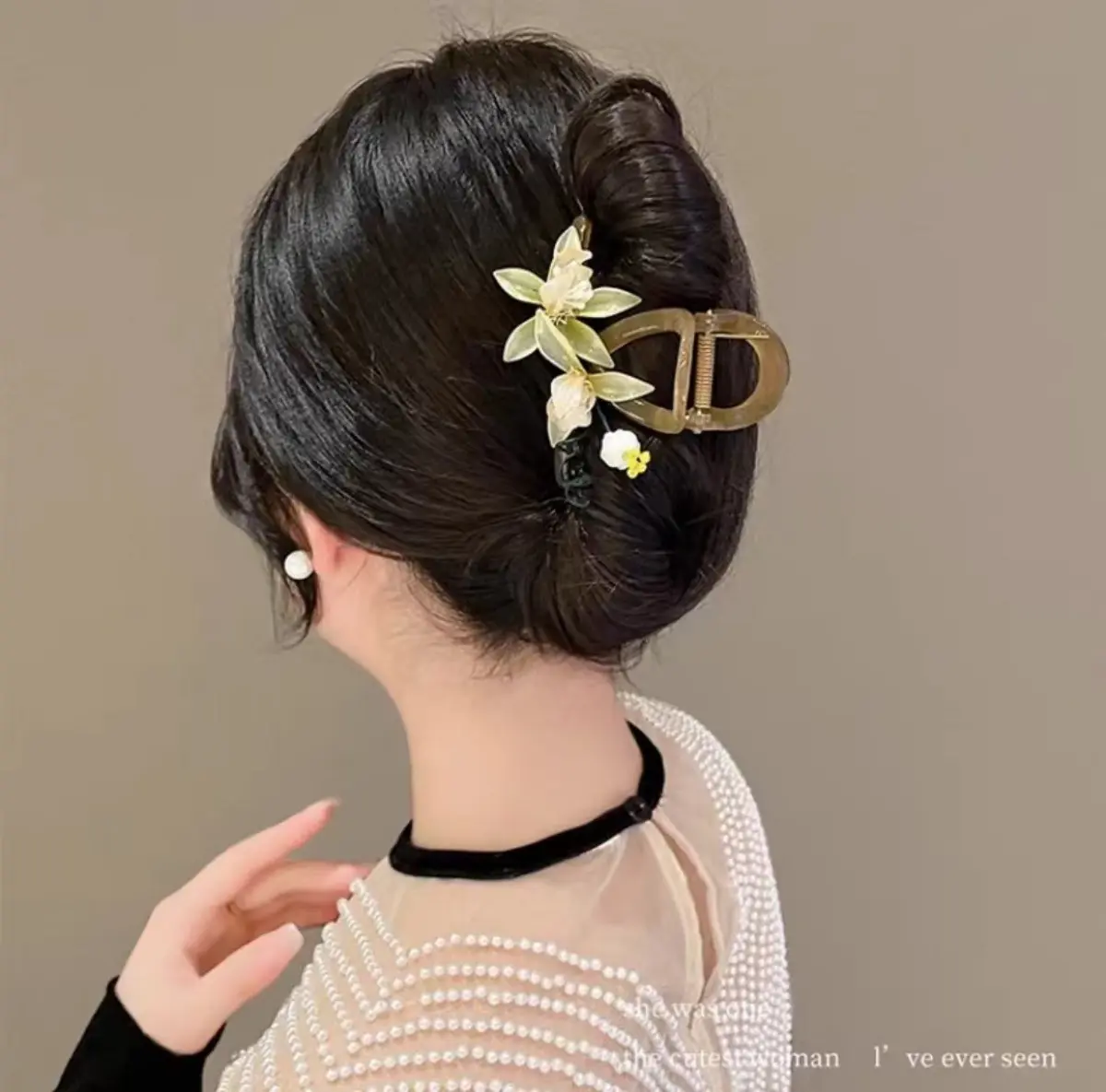 2025 New Flower Hair Claw For Women Elegant Chinese Style Magnolia Bamboo Leaf Peach Blossom Hair Clips Summer Beach Shark Claws