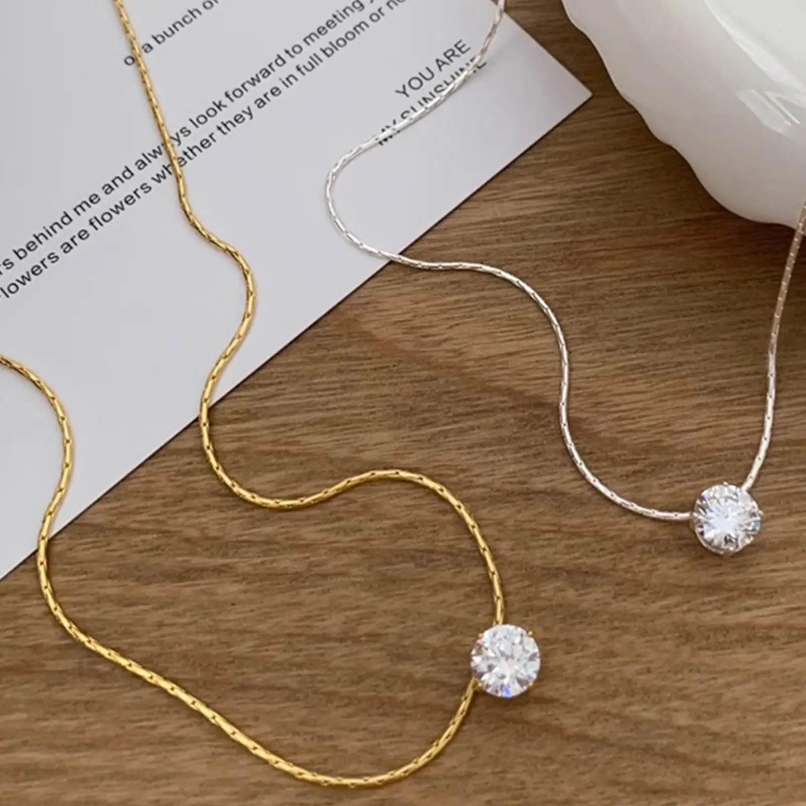 Simple Zircon Necklace For Women Compact Shiny Gemstone Collarbone Chain Light Luxury Girls Necklace Jewelry Neck Accessories