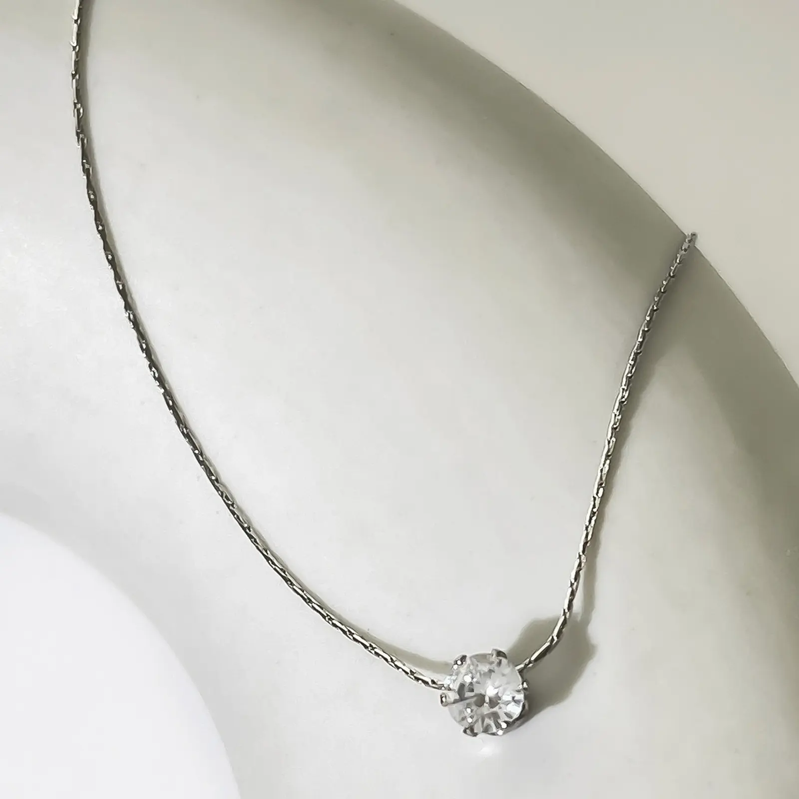 Simple Zircon Necklace For Women Compact Shiny Gemstone Collarbone Chain Light Luxury Girls Necklace Jewelry Neck Accessories