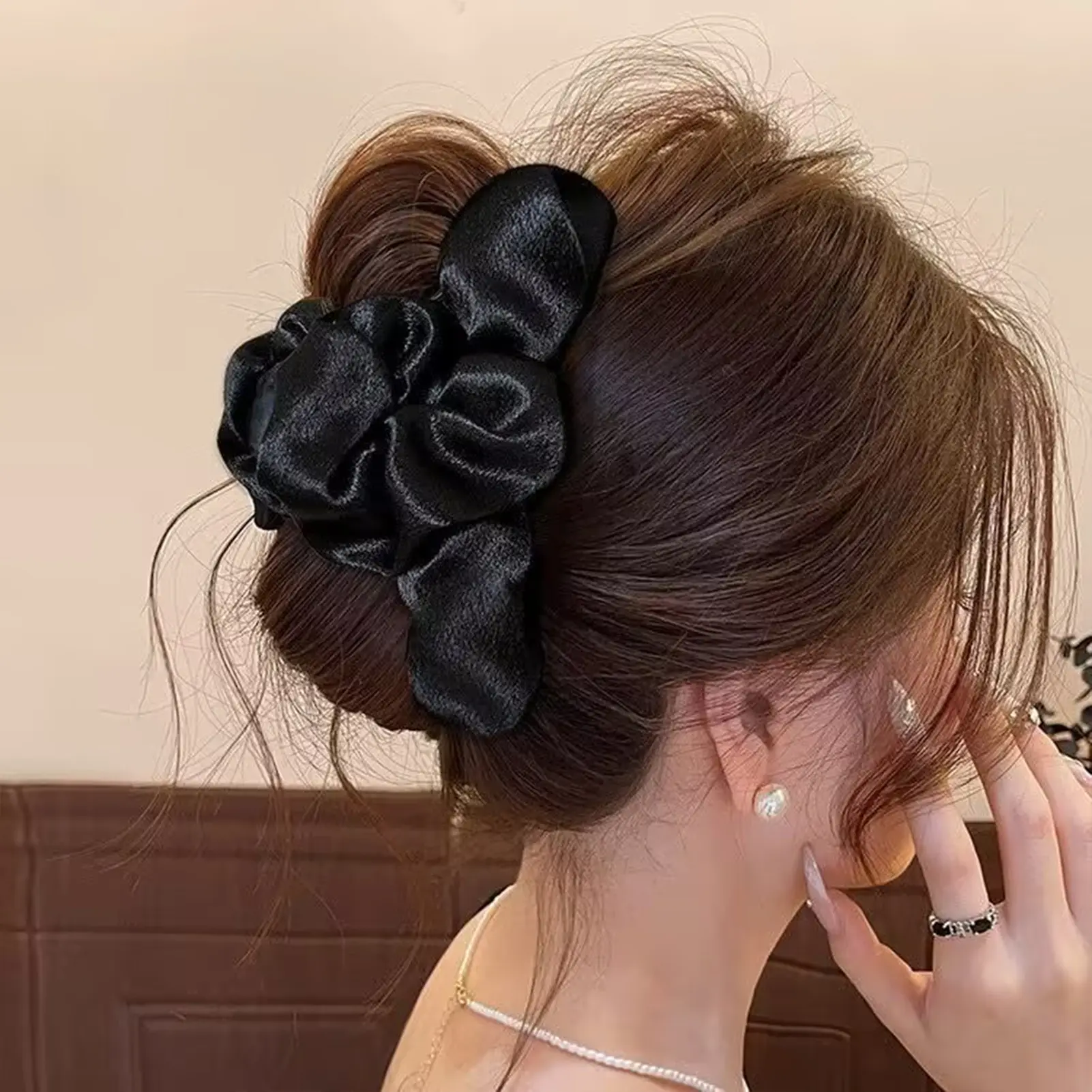Large Satin Hair Claw Korean Style Shark Gripper For Women Elegant Daily Life Hair Accessories For Travel Shopping Party