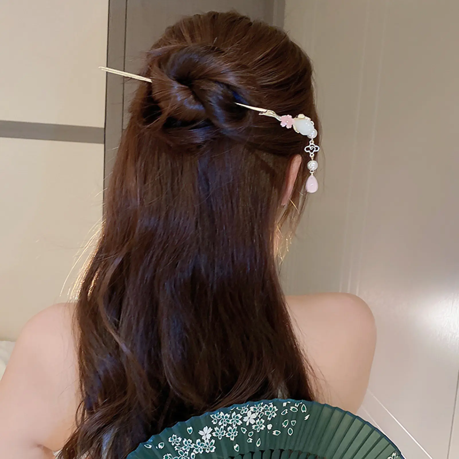 Women's Retro Tassel Hairpin Elegant Gentle Jade Flower Hair Stick Chinese Style Updo Hair Clip Metal Jewelry Hair Accessories