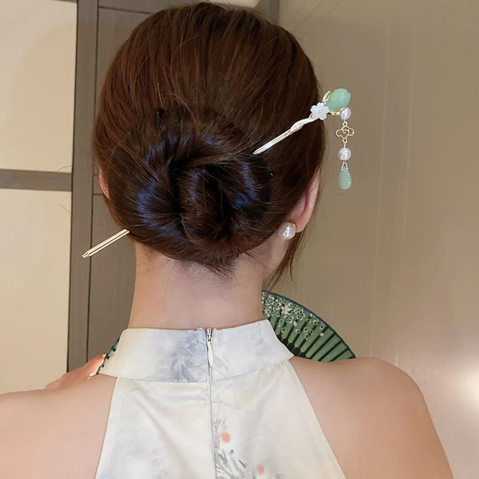 Women's Retro Tassel Hairpin Elegant Gentle Jade Flower Hair Stick Chinese Style Updo Hair Clip Metal Jewelry Hair Accessories