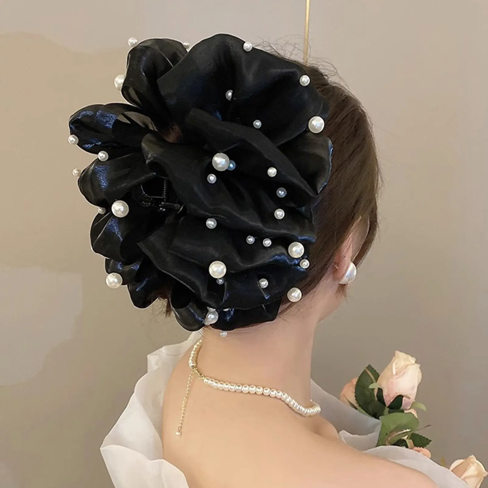 New Hair Claw For Women Large Pearl Pearl Bow Gauze Shark Gripper Claw Elegant Exquisite Updo Hair Clip Girls Hair Accessories