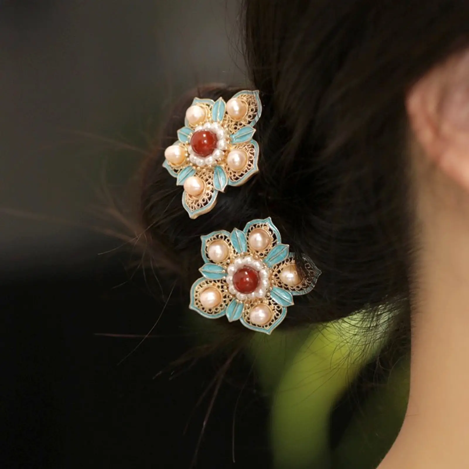 Vintage Women's Hairpin Retro Chinese Style Flower Hair Stick Exquisite Elegant Handmade Metal Pearl Hairpin Wedding Hair Clips