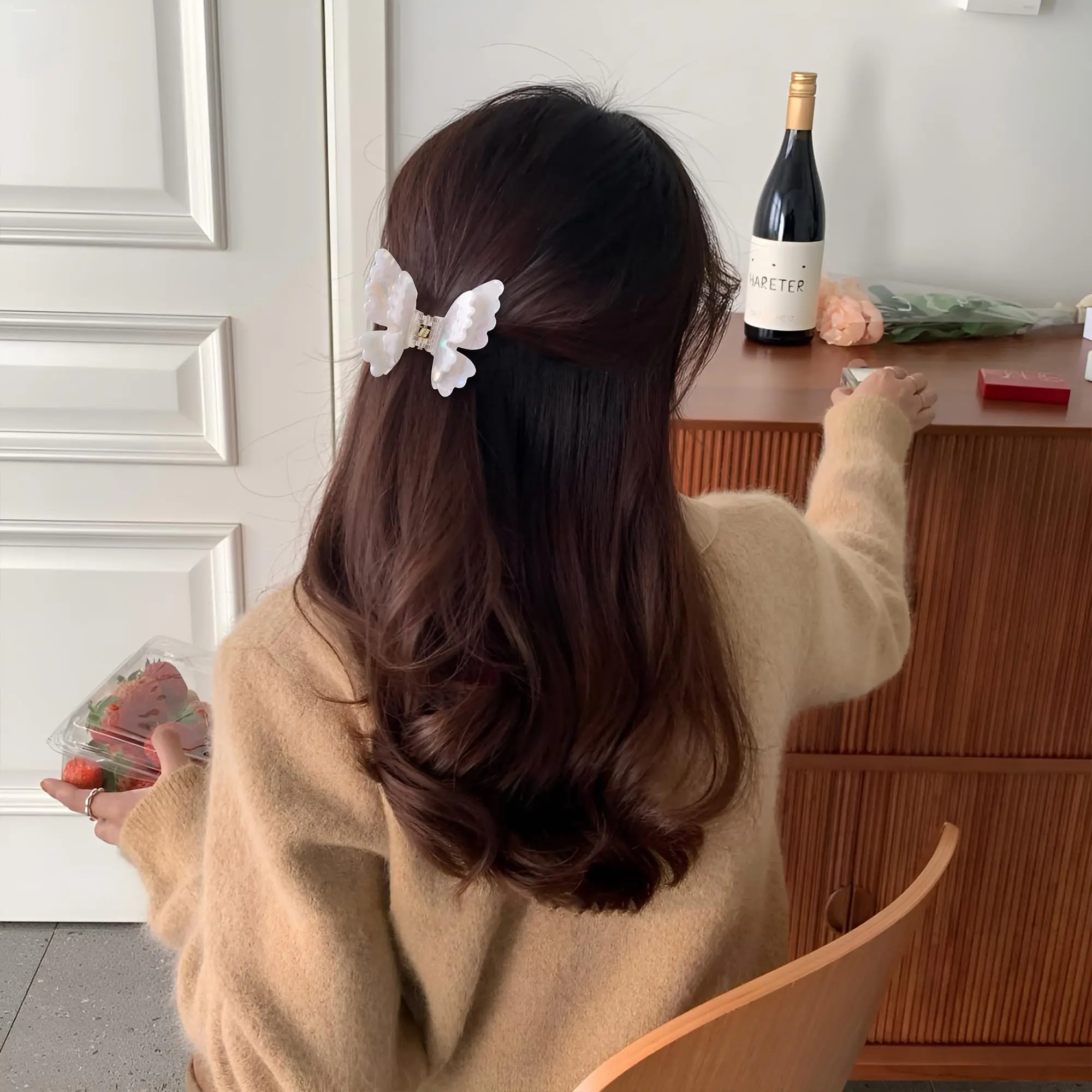 Colorful Butterfly Hair Clip For Women Sweety Pearlescent Fairy Gripper Clips Girls Summer Outdoor Beach Trendy Hair Accessories