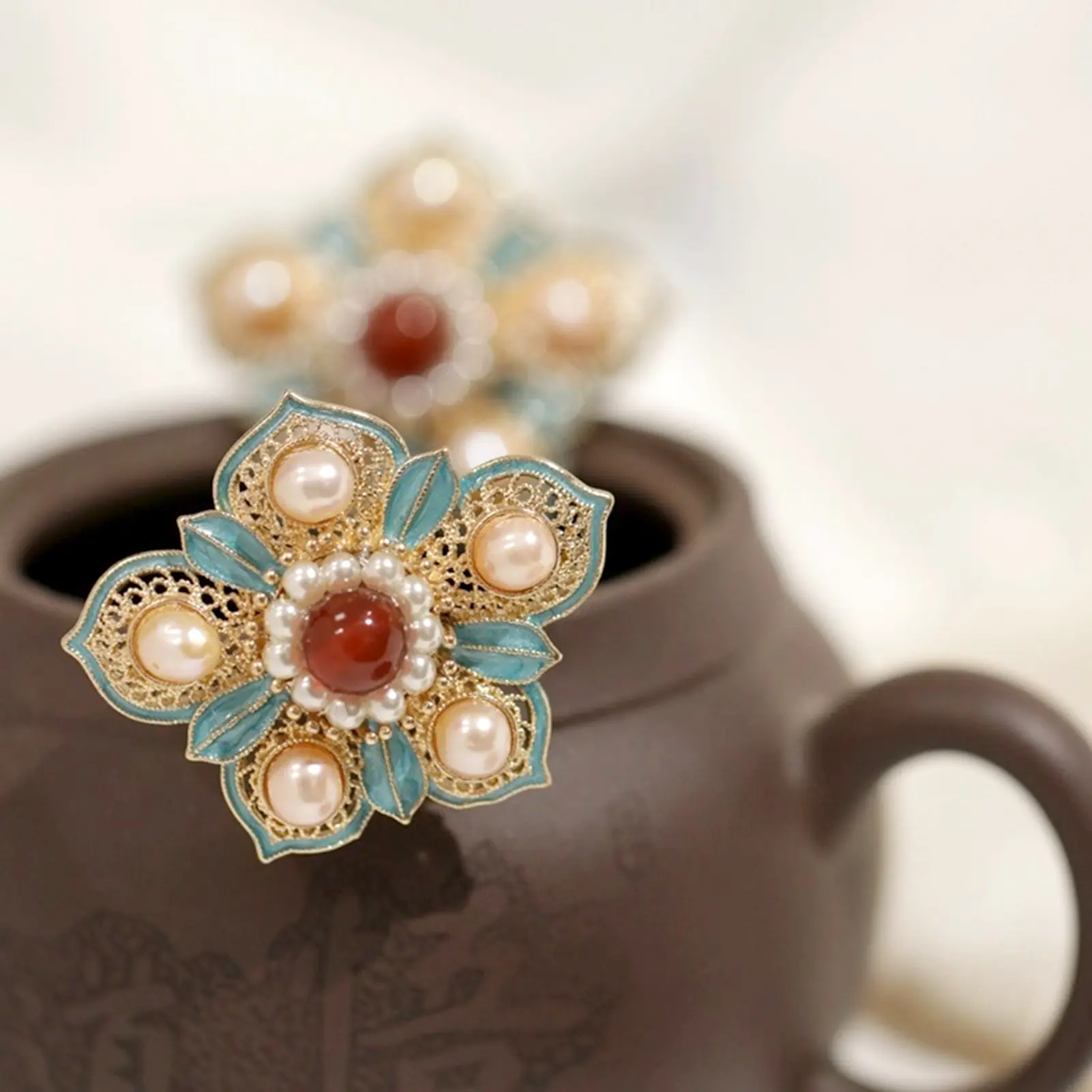 Vintage Women's Hairpin Retro Chinese Style Flower Hair Stick Exquisite Elegant Handmade Metal Pearl Hairpin Wedding Hair Clips