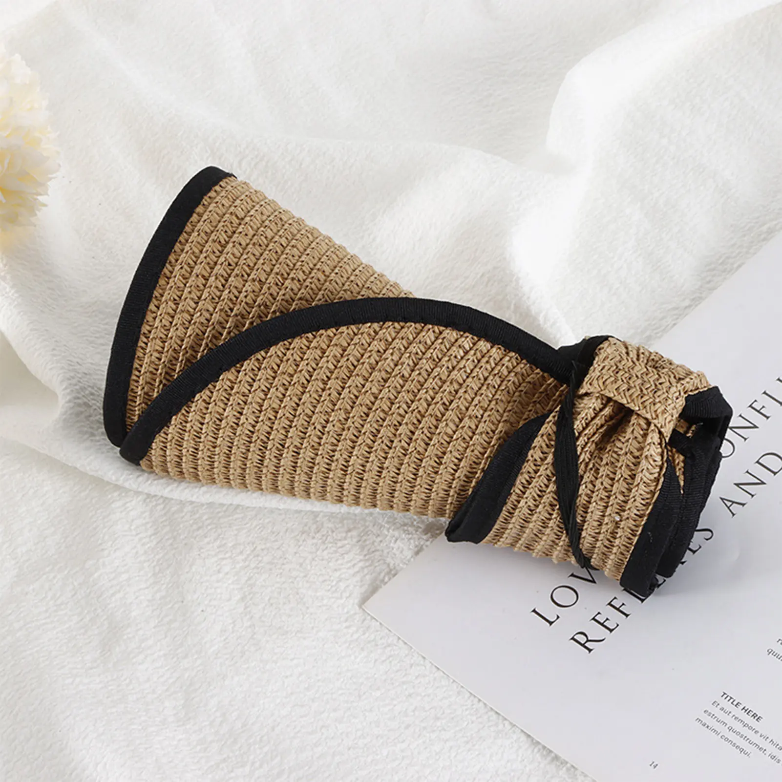 Summer Beach Sun Hat For Women Portable Folding Wide Brimmed Straw Hat Fashion Bow Shaped Hollow Top Straw Hat Girls Bucket Hats