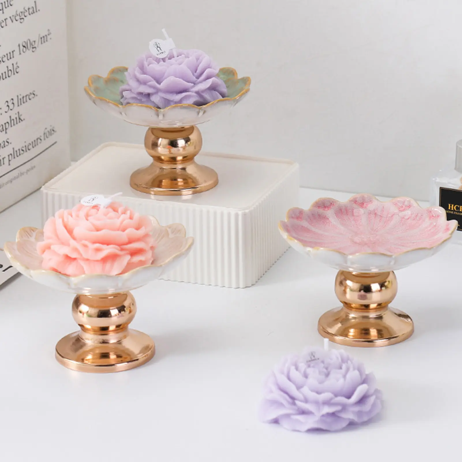 Light Luxury Candle Holder Exquisite Petal Shaped Ceramic Candle Holder For Wedding Banquet Christmas Thanksgiving Party Decor