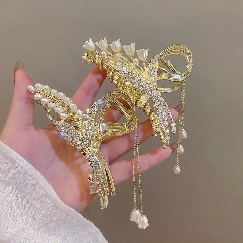 Sweety Butterfly Hair Clips Glitter Rhinestone Flower Tassel Hair Claw For Women Girls Light Luxury Jewelry Hair Accessories