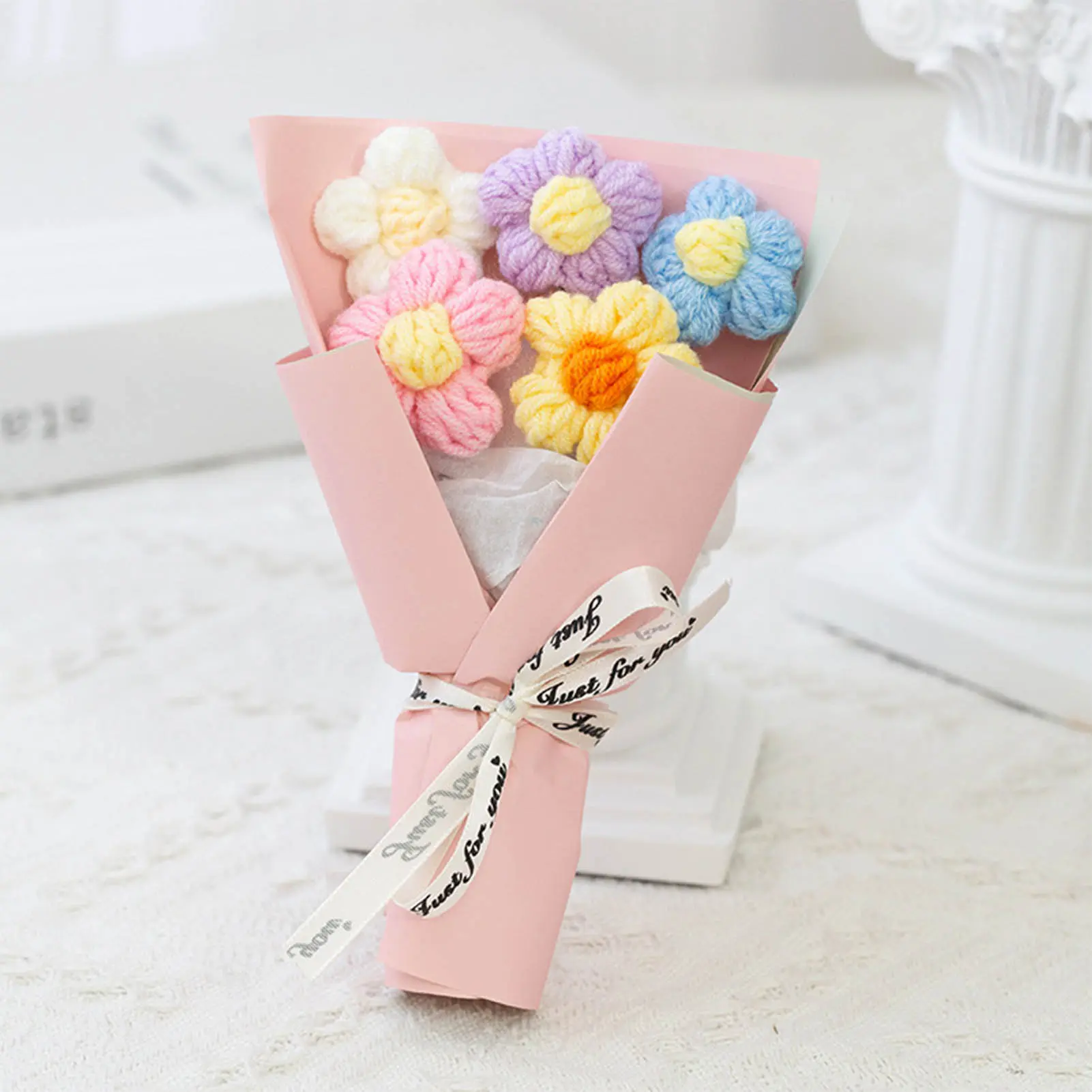 Hand Woven Flower Bouquet Mini Crochet Yarn Bouquet For Wedding Party Graduation Ceremony Gift Lovely Decoration Puff Bouquet