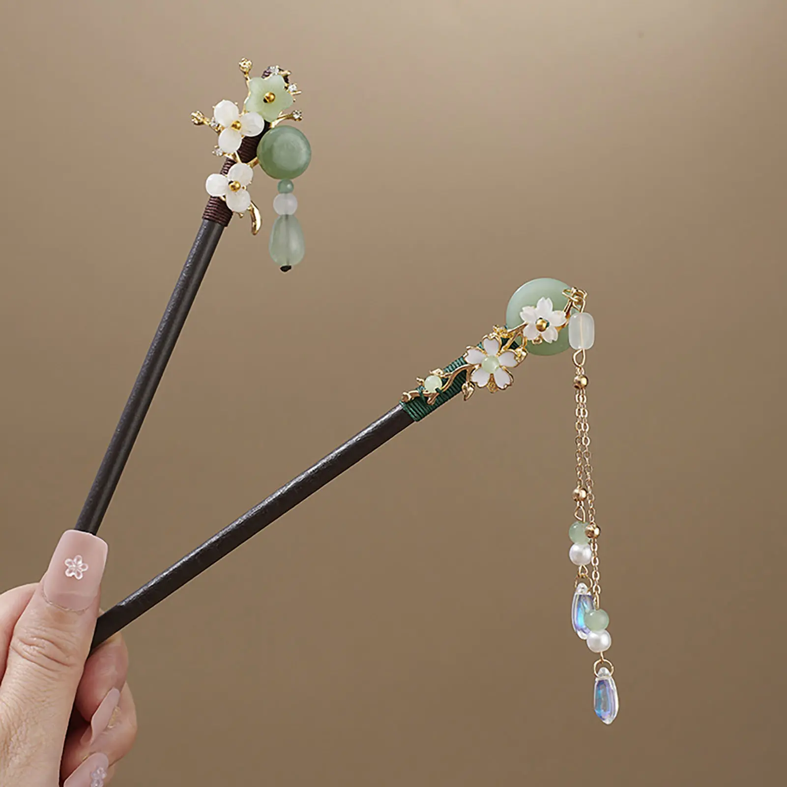 Elegant Chinese Style Hairpin Vintage Peach Blossom Tassel Wooden Hairpin Exquisite Jewelry Hairstyle Accessories For Women 2025