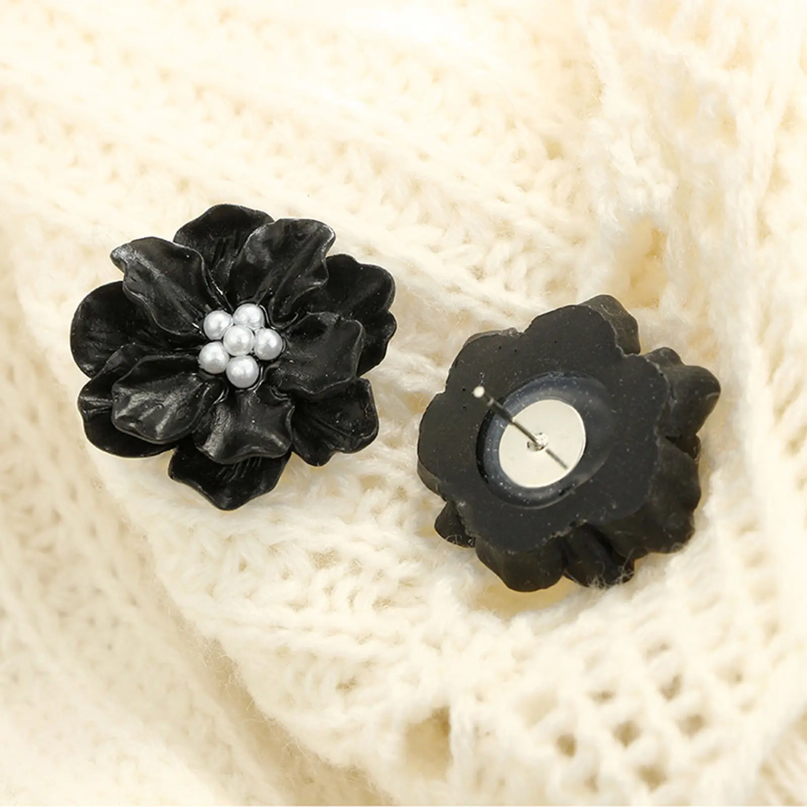Trendy Camellia Stud Earring Exaggerated Versatile Flower Earrings For Women Summer Outdoor Ear Decoration Accessories 1 Pair