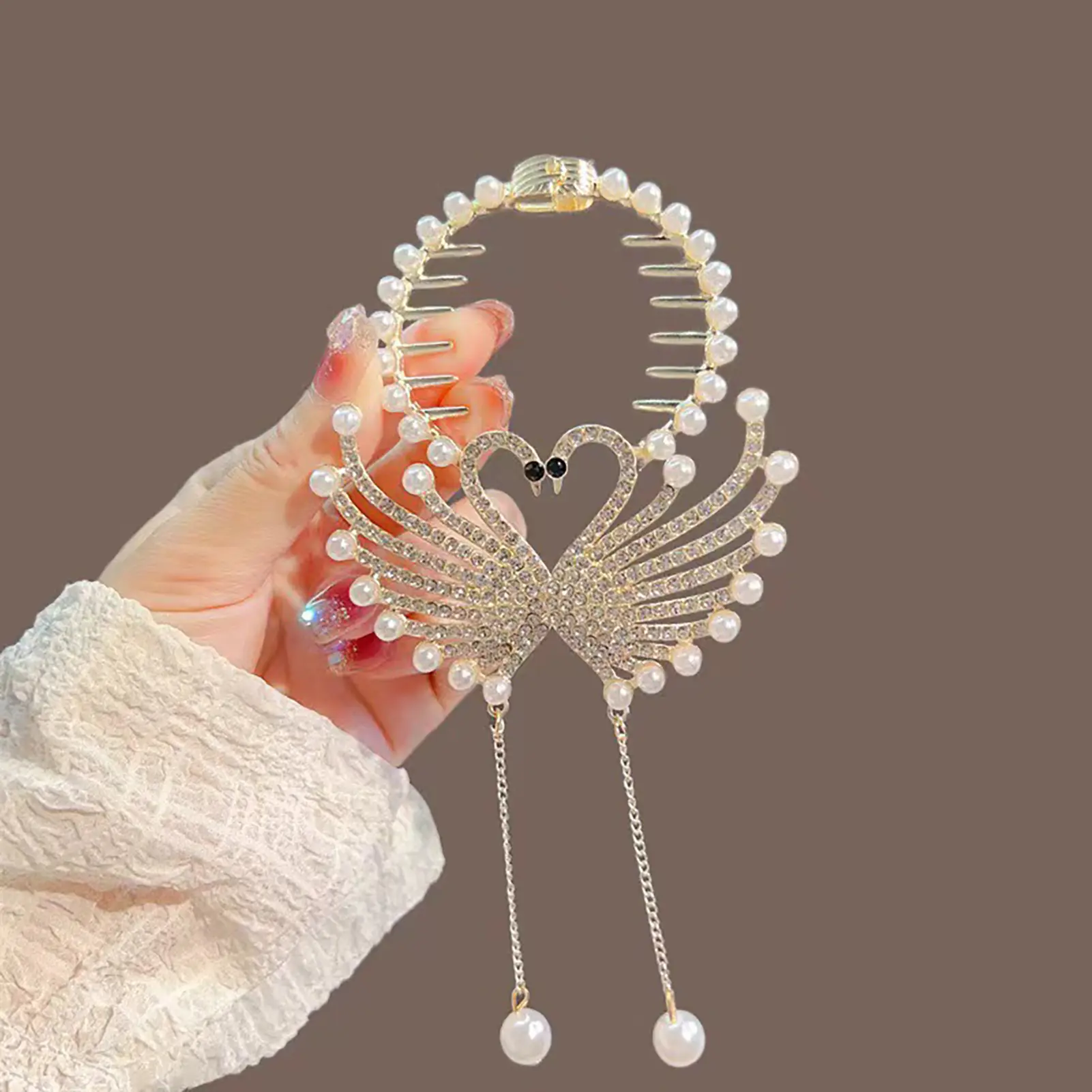 Girls Meatball Head Hair Claw Exquisite Glitter Flower Butterfly Shape Hair Clips Trendy Tassel High Ponytail Gripper Hairpin