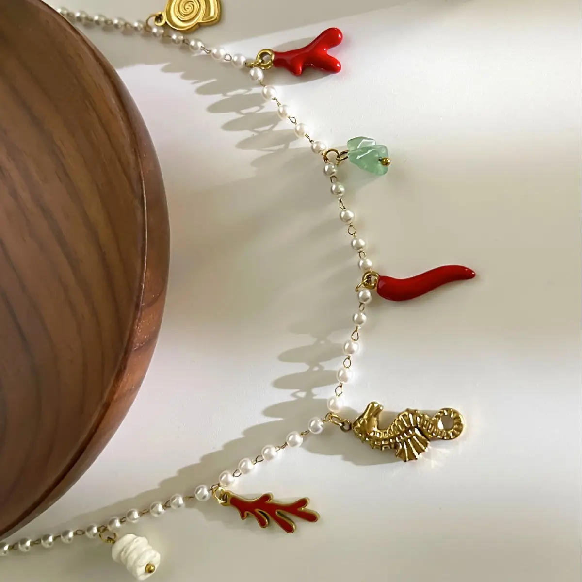Fashionable Women's Jewelry Necklace Summer Ocean Element Necklace Vintage Matte Metal Necklace Trendy Playful Pearl Body Chain