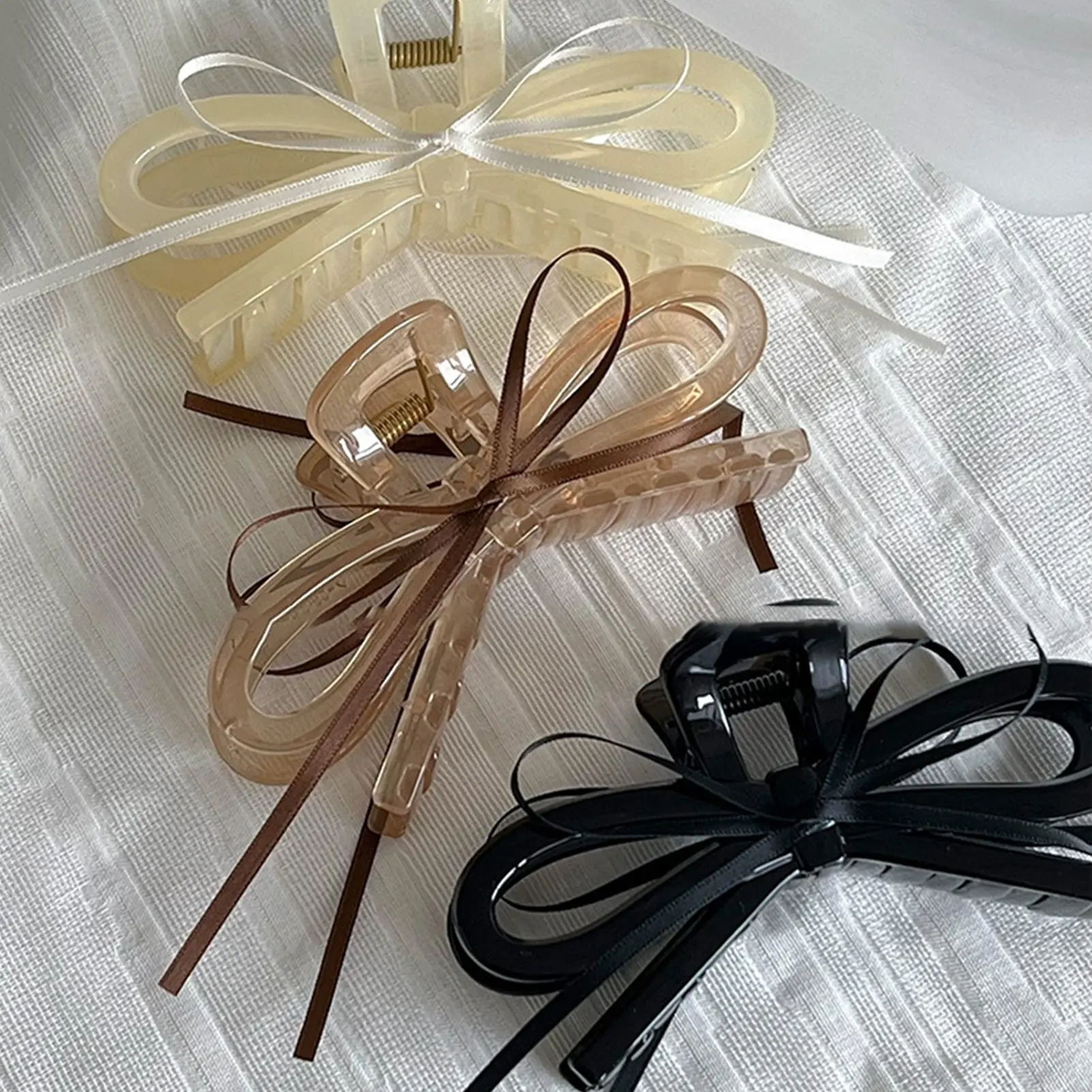 2025 New Acrylic Hair Claw Ribbon Bow Transparent Shark Gripper For Women Girls Summer Outdoor Simple Hair Accessories 12cm