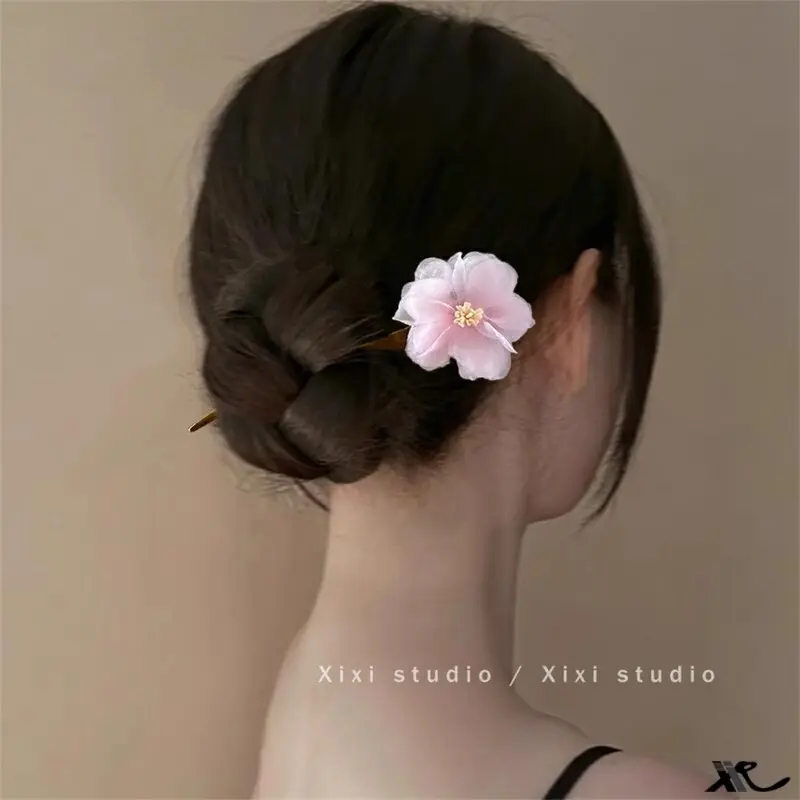 Trendy Flower Hairpin For Women Elegant Wooden Gauze Peony Floral Hair Stick Sweety Romantic Summer Beach Hair Accessories 1pc