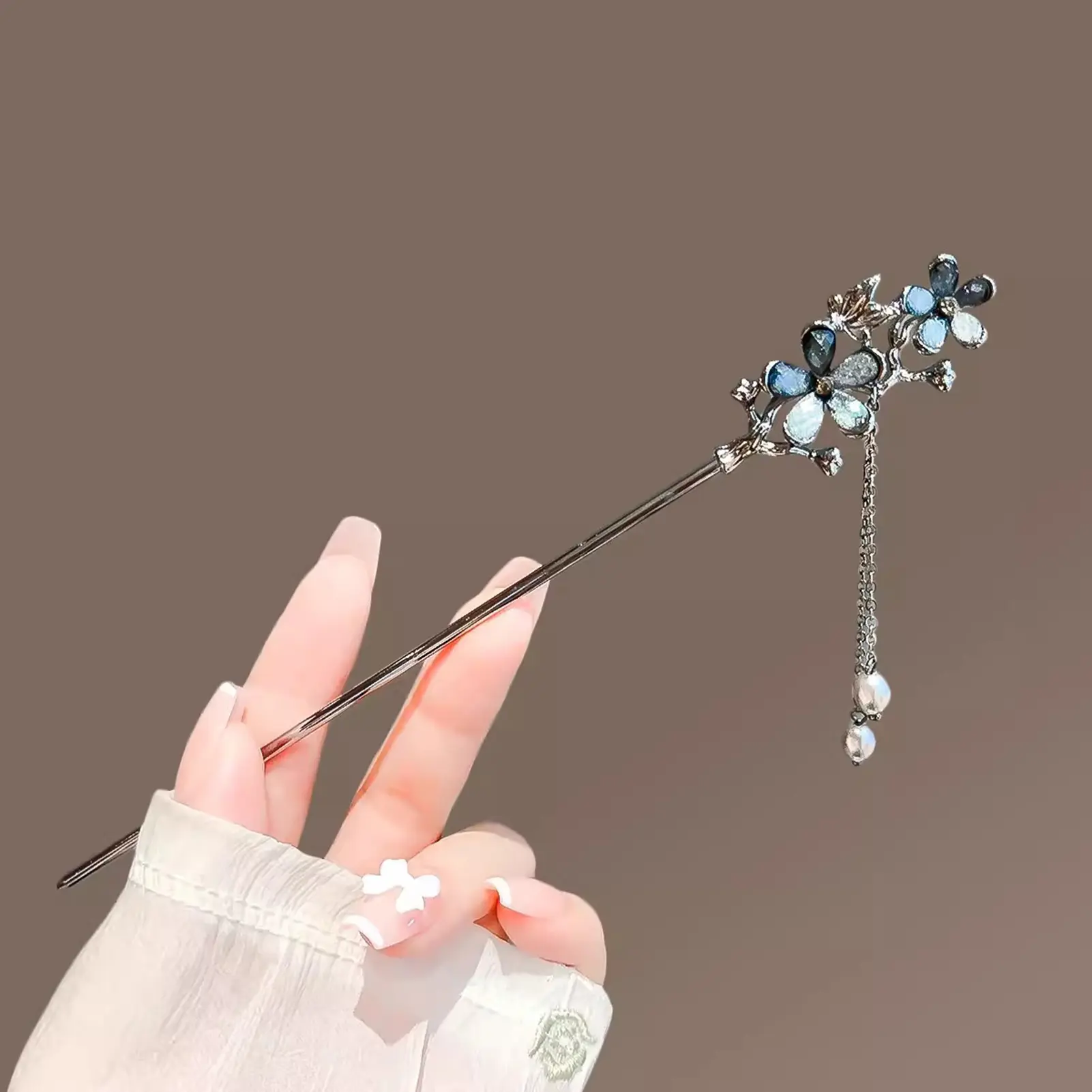 Hair Pin Women Elegant Hair Chignon With Tassel Fine Pattern Setting Elegant Hair Chopsticks For Hair Accessory Hair Styling