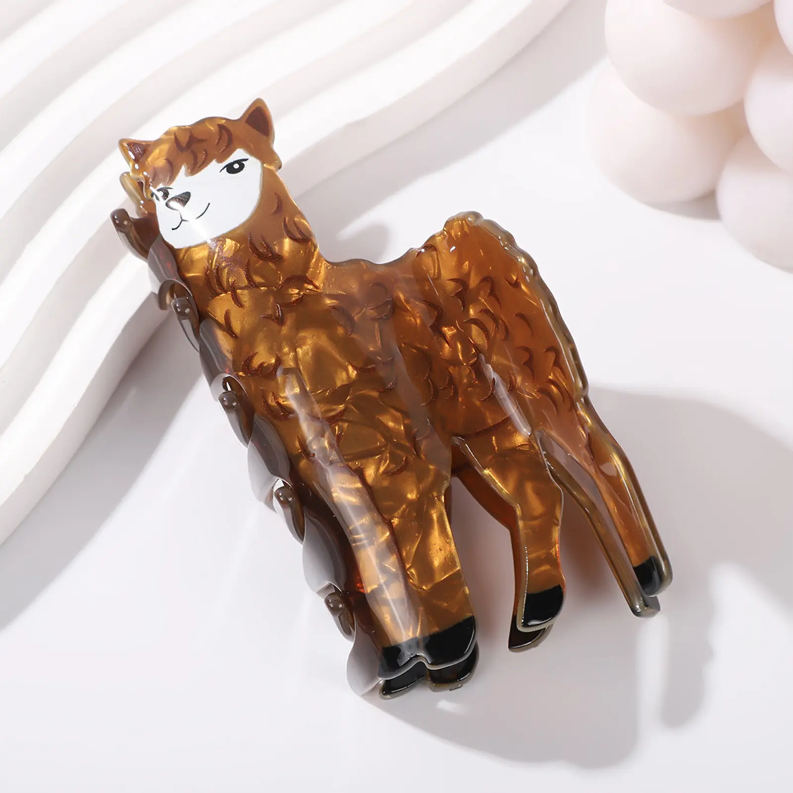 Cartoon Acrylic Hair Claw Cute Cartoon Animal Shaped Hair Clip Creative Squirrel Pony Alpaca Shaped Large Shark Hair Gripper