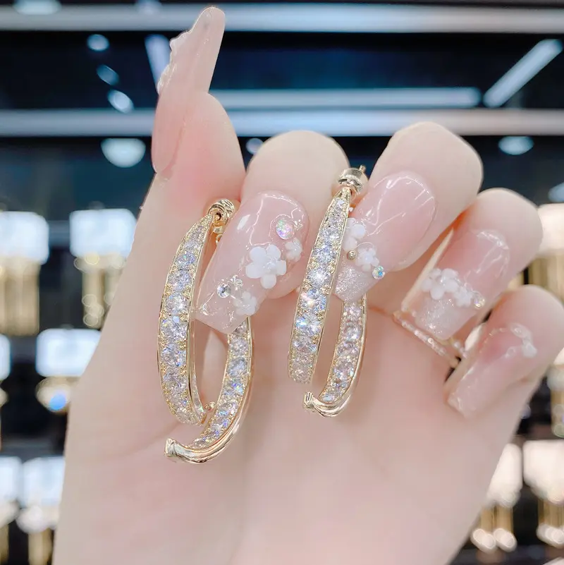 Trendy Glitter Stud Earring For Women Personalized Diamond Studded Geometric Earrings Fashionable Jewelry Ear Accessories 1 Pair