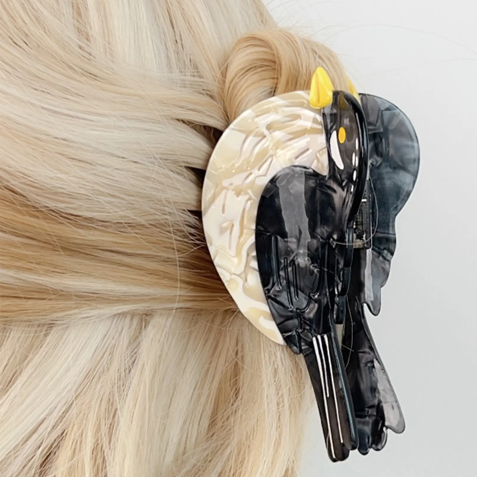 Cartoon Bird Hair Claw For Women Cute Sparrow Acetic Acid Shark Hair Gripper Creative Animal Hair Clip Girls Fashion Hair Claw