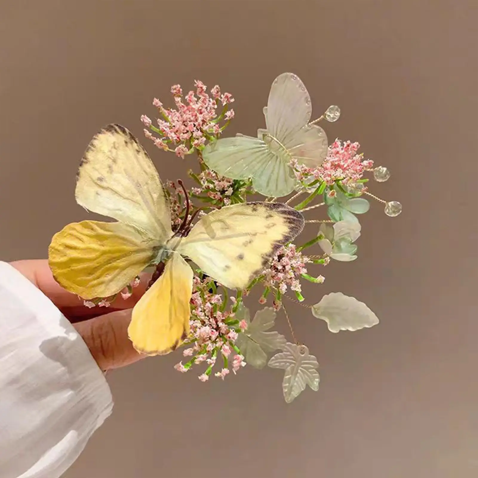 Hawaii Flower Hair Claw For Women Exquisite Elegant Pearl Butterfly Rose Peony Shark Hair Gripper Girls Trendy Hair Accessories