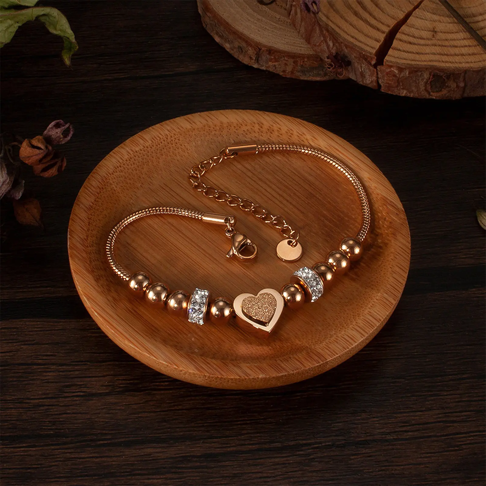 Light Luxury 3D Heart Bracelet For Women Personalized Retro Bead Zircon Chain Bracelet Girls Fashion Metal Hand Chain Bracelets