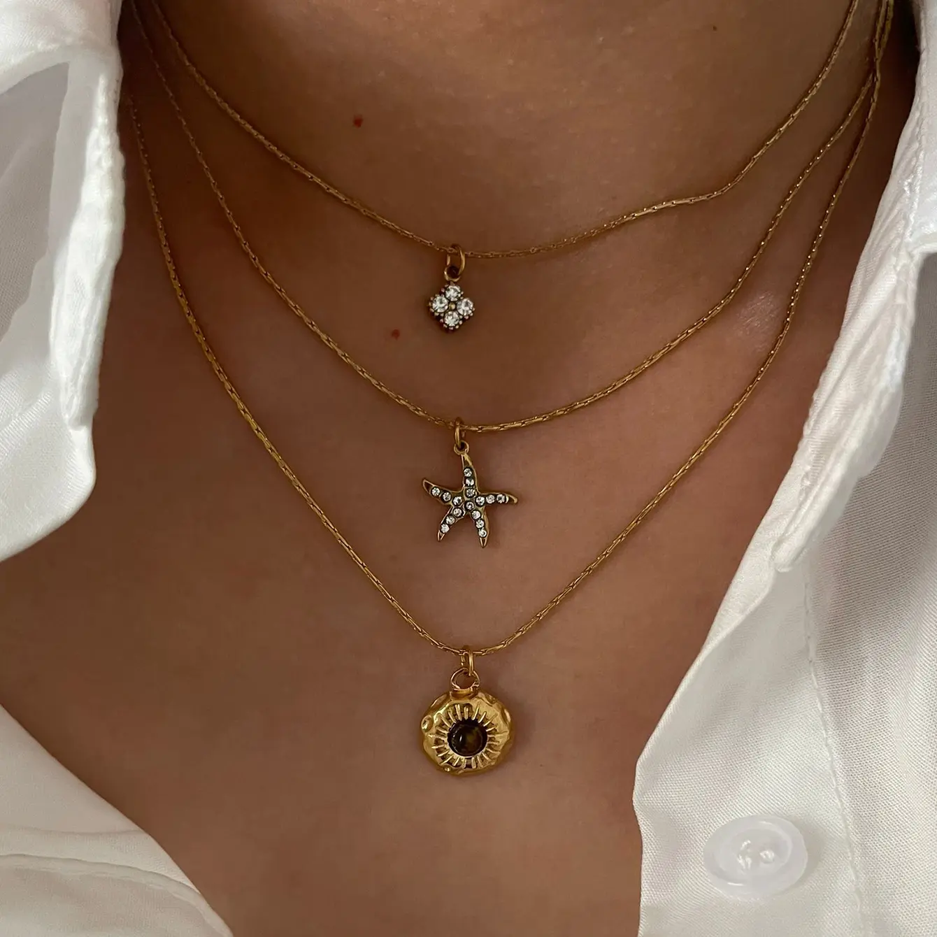 Vintage Tarnish Free Necklace Fashion Glitter Rhinestone Neck Jewelry Accessories For Women Light Luxury Golden Metal Necklace