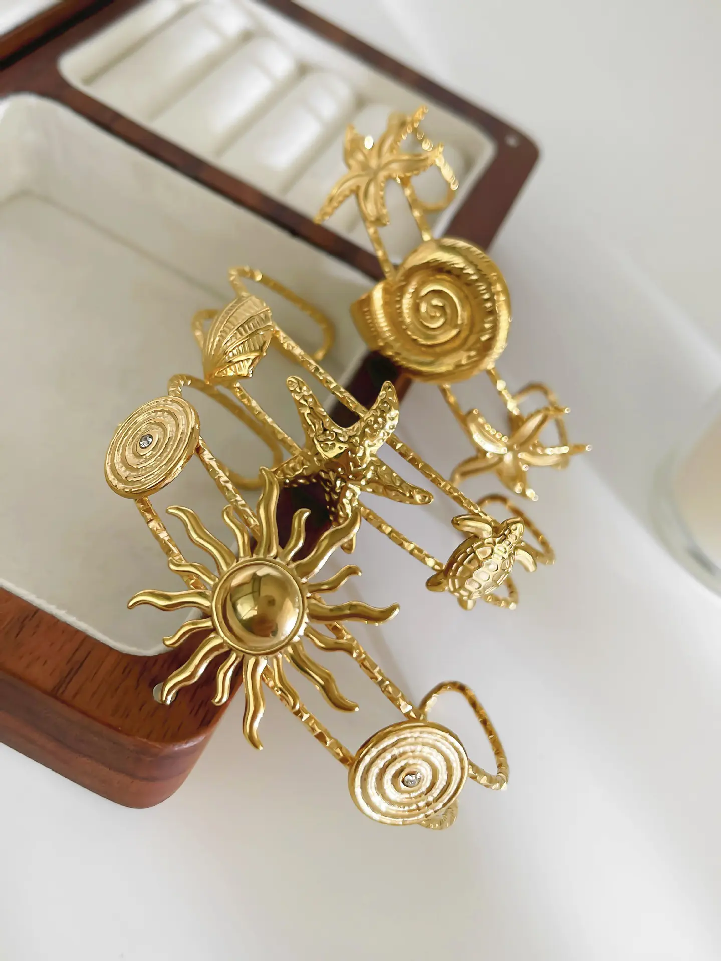 New Sea Element Bracelet Light Luxury Golden Opening Bracelet For Women Girls Trendy Personalized Heavy Metal Versatile Bracelet