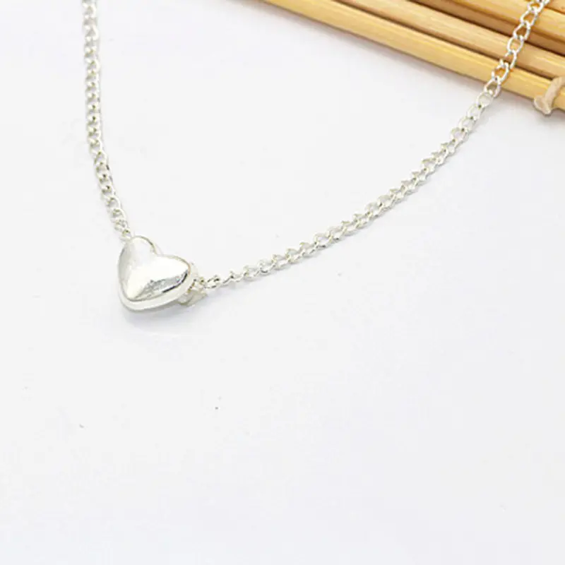 Elegant Heart Necklace For Women Trendy Simple Collarbone Chain Classic Peach Heart Neck Chain Girls Summer Jewelry Body Chain