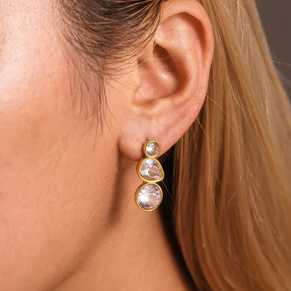 Retro Exaggerated Earrings For Women Glitter Zircon Earrings Personalized Color Blocking Earrings Metal Jewelry Ear Accessories