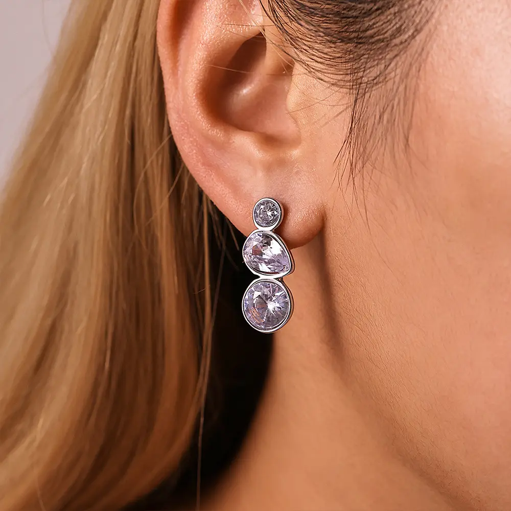 Retro Exaggerated Earrings For Women Glitter Zircon Earrings Personalized Color Blocking Earrings Metal Jewelry Ear Accessories