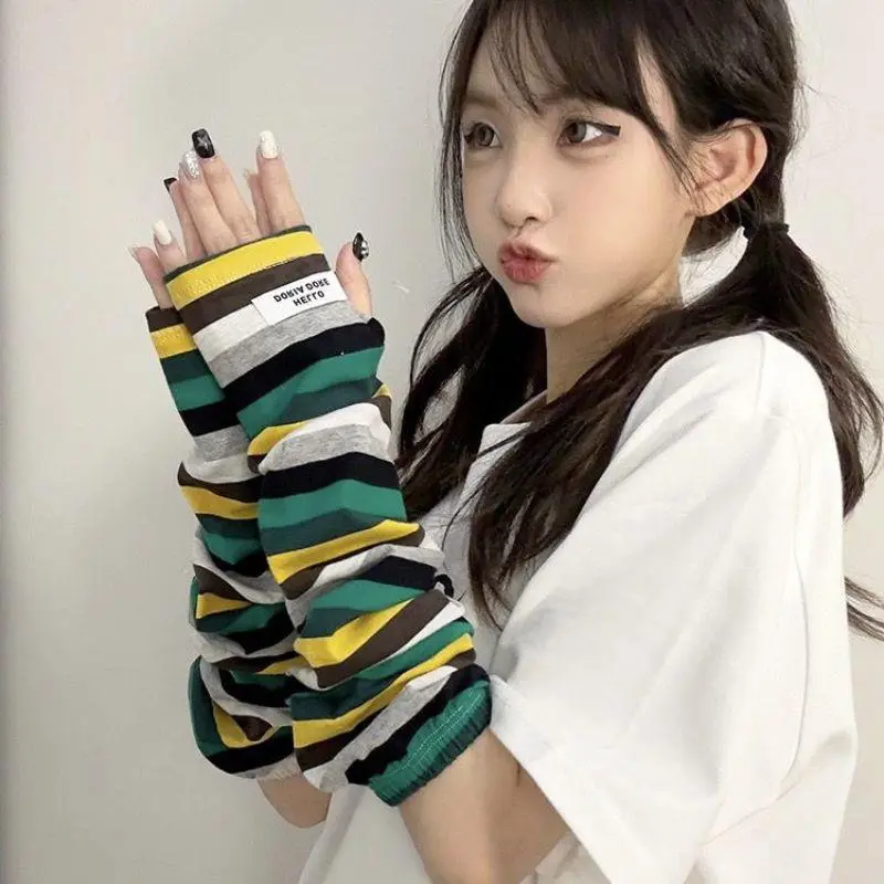 Y2K UV Protection Arm Gloves Harajuku Stripe Driving Ice Sleeves Ice Silk Gloves Women Summer Cycling Loose Sunblock Hand Sleeve