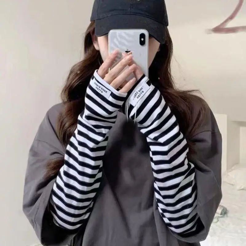 Y2K UV Protection Arm Gloves Harajuku Stripe Driving Ice Sleeves Ice Silk Gloves Women Summer Cycling Loose Sunblock Hand Sleeve