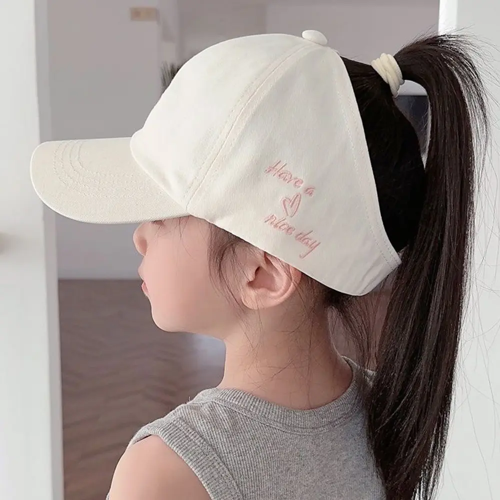 2024 Children Girls Ponytail Baseball Caps Sun Hats Baseball Caps Adjustable Solid Color Love Heart Designs Peaked Caps Hat