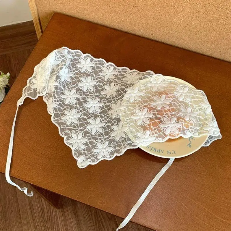 Women's Skirt Triangle Short Skirt Half Skirt Butt Curtain Skirt Lace Trim Small Apron Soft Lace Stacked Russian Style Headscarf