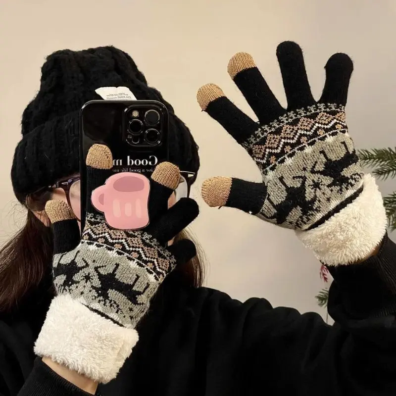 Christmas Reindeer Jacquard Knit Gloves Thick Winter Gloves For Women Snowflake Knitted Full Finger Skiing Touch Screen Glove