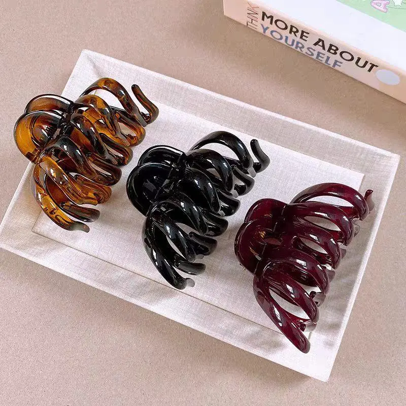 Hot Simple Hair Claw Women Solid Color Hollow Shark Claw Back Head Hair Clip Large Hair Claw Barrettes Girls Hair Accessories
