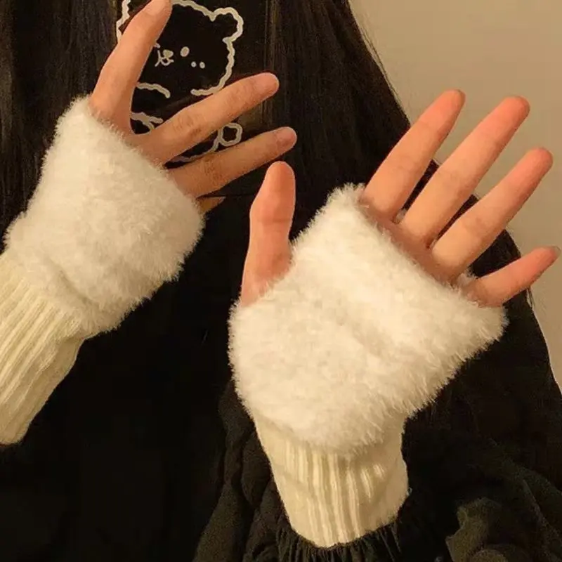 324
