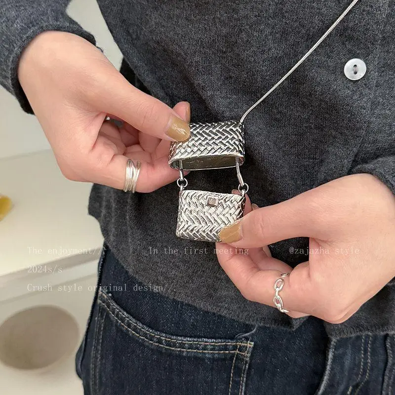 1 Set New Mini Handbag Necklace With High-End Feel, Light Luxury, Niche Women's Accessories, Long Style, Stacked Sweater Chain