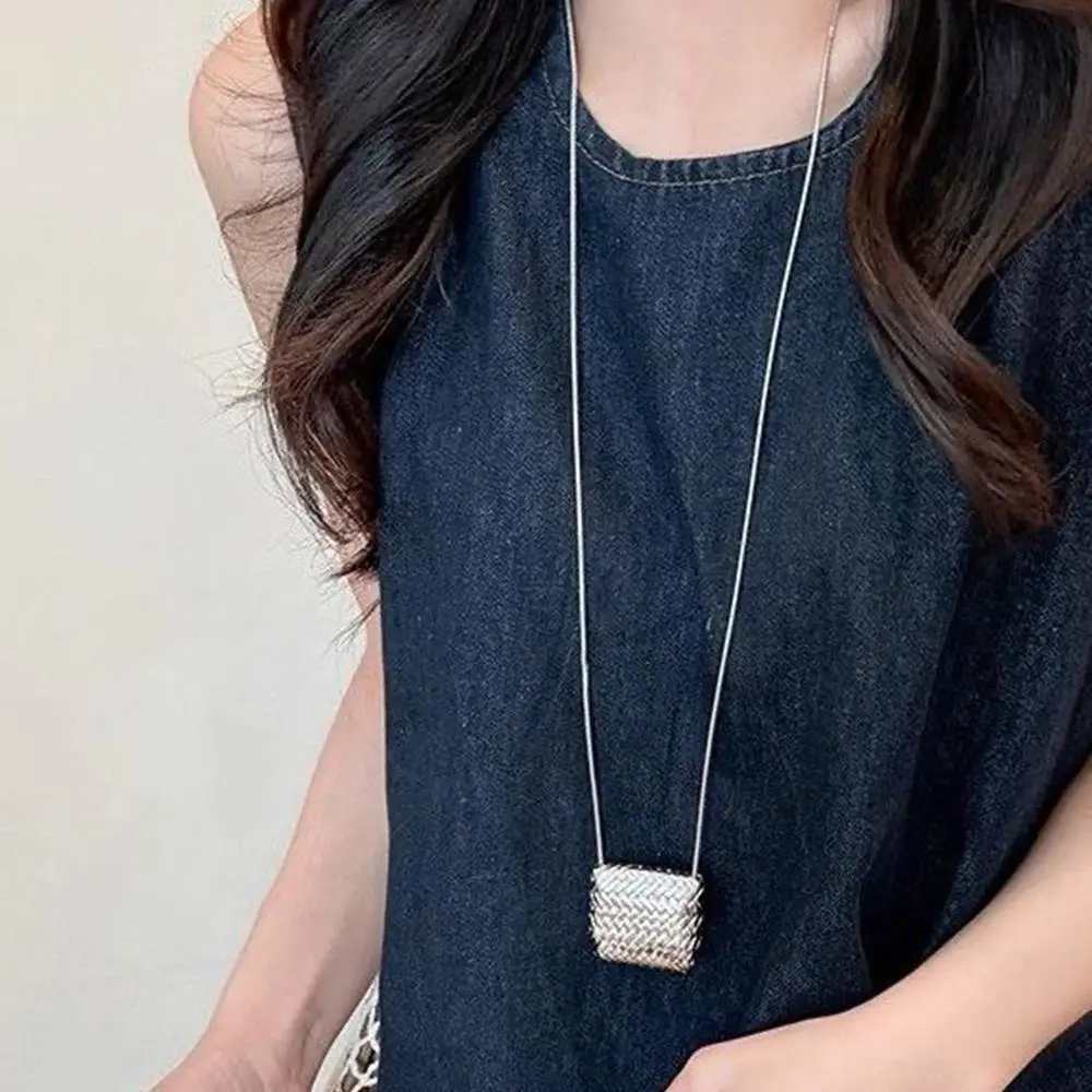 1 Set New Mini Handbag Necklace With High-End Feel, Light Luxury, Niche Women's Accessories, Long Style, Stacked Sweater Chain