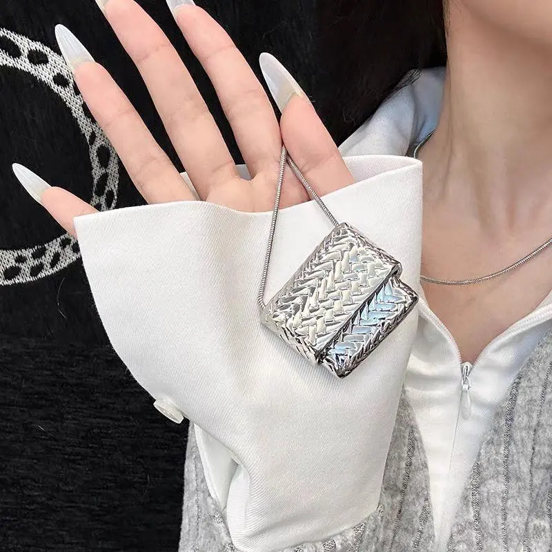 1 Set New Mini Handbag Necklace With High-End Feel, Light Luxury, Niche Women's Accessories, Long Style, Stacked Sweater Chain