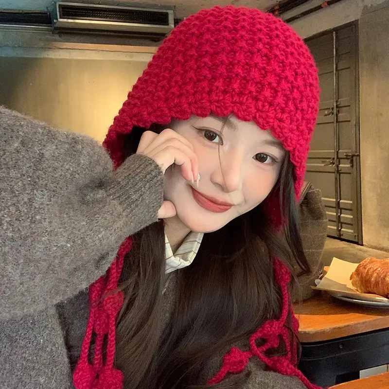 Autumn and winter warm woolen hat handwoven fashion hat women's ethnic wind ear protection Knitted hat