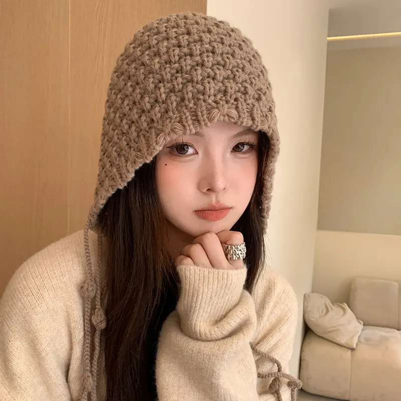 Autumn and winter warm woolen hat handwoven fashion hat women's ethnic wind ear protection Knitted hat