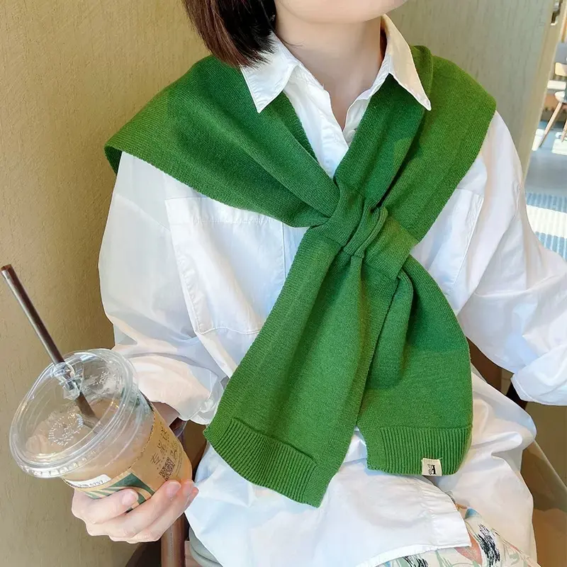 Korean knitted shawl female autumn and winter air-conditioned room knitted cross shawl fashion over a solid color scarf