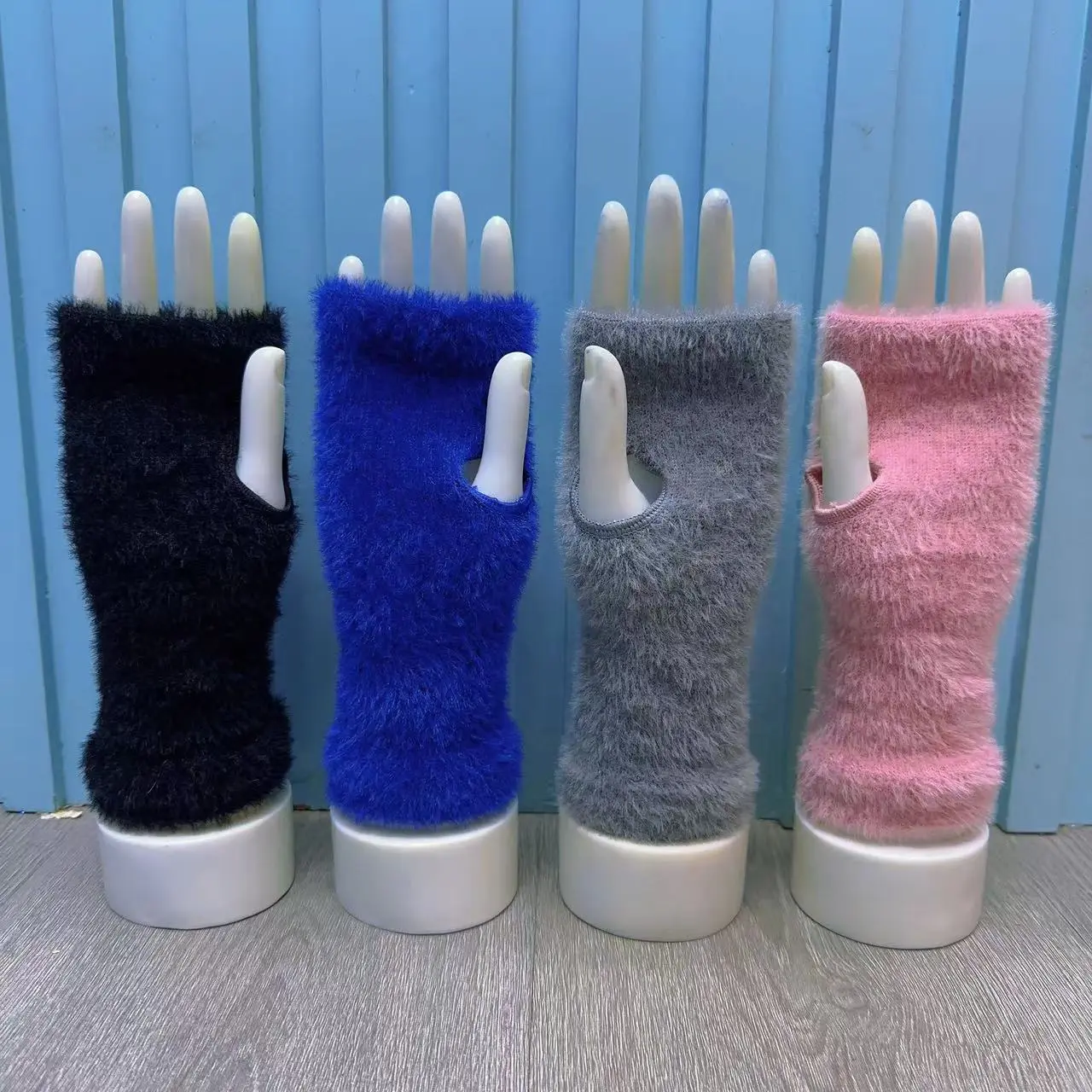 Half finger gloves Women's autumn and winter warm gloves all solid color fluffy fingerless bare fingers