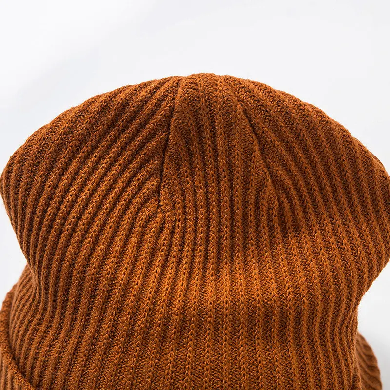 Cartoon bear stick cloth wool hat men and women fashion lovers autumn winter warm knit cold hat