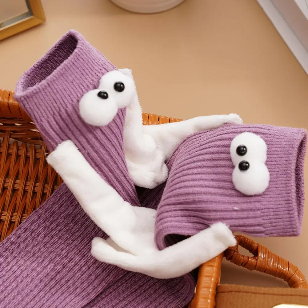 Magnetic Suction Hand Holding Socks 3D Doll Couple Funny Socks With Eyes Mid Tube Socks For Kids Children Festival Gifts Cute