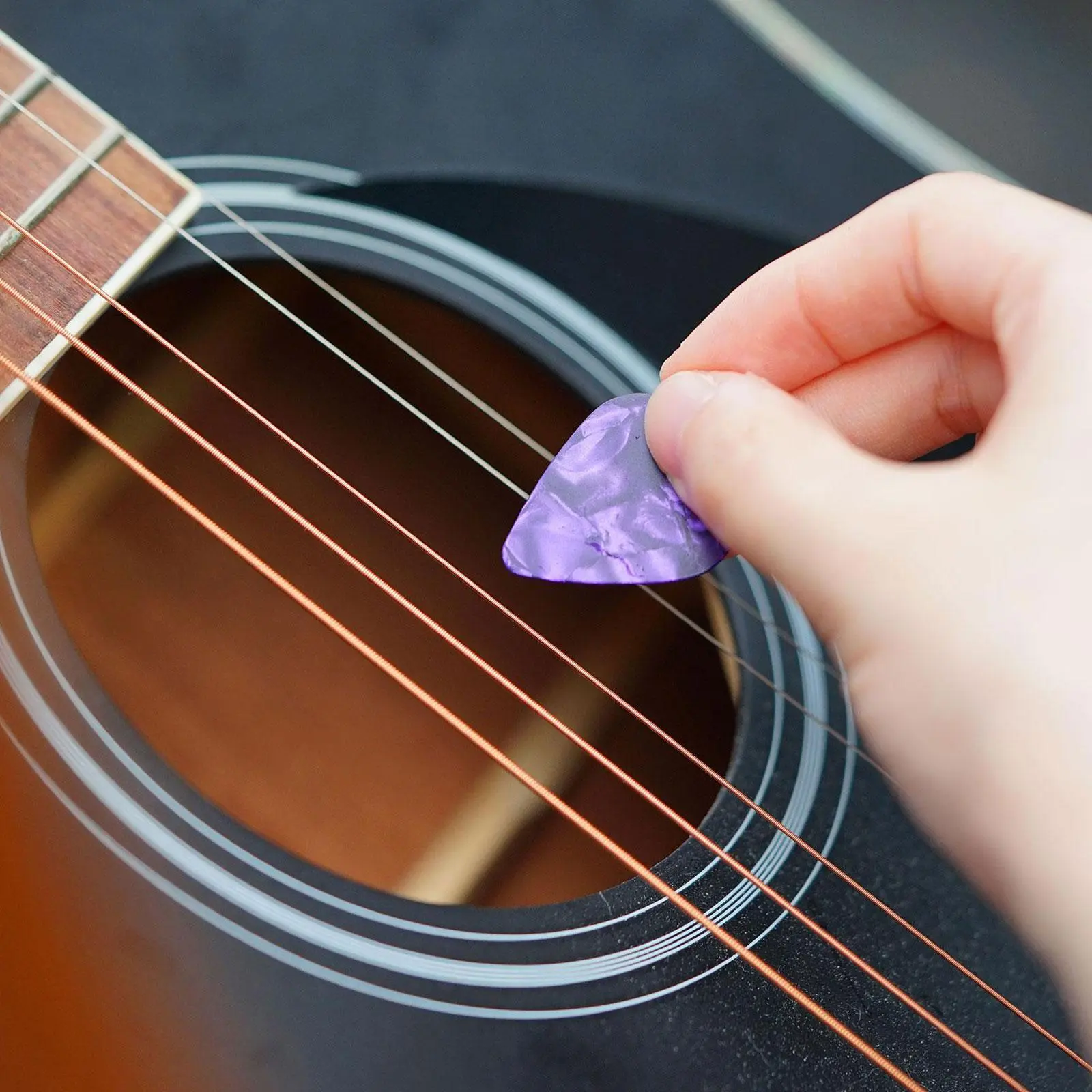 New Unique Guitar Pick Necklace for Men Boys, Steel Guitar Picks Pendant Collar to Music-lovers Gifts Jewelry