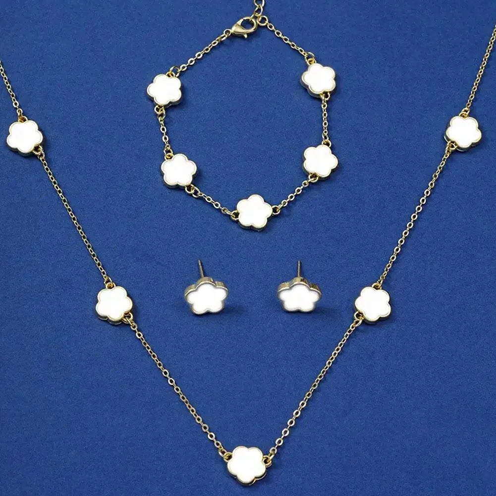 Lucky Five-petal Flower Five-leaf Clover Bracelet Earrings Necklace Three-piece set for woman Stylish Accessories Party Jewelry