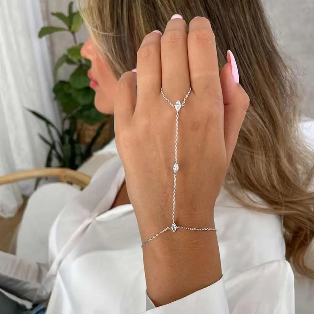 High-end 2025 Party Bling Zircon Crystal Bracelet Hand Chain For Women Rhinestone Thin Chain Finger Bracelet Jewelry Access I7S4